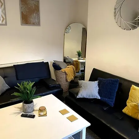Whole House - Fast Wifi & Free Parking - Contractor Friendly By Irwell Stays Manchester Esterno foto